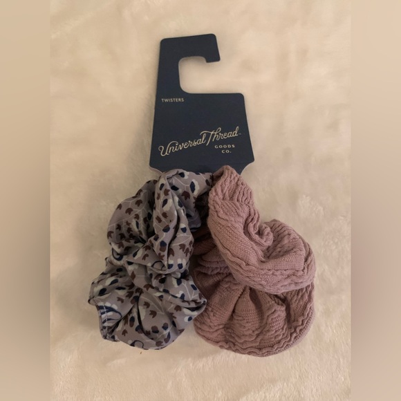 Universal Thread 2 pack Hair Twisters (NWT) - Picture 3 of 5